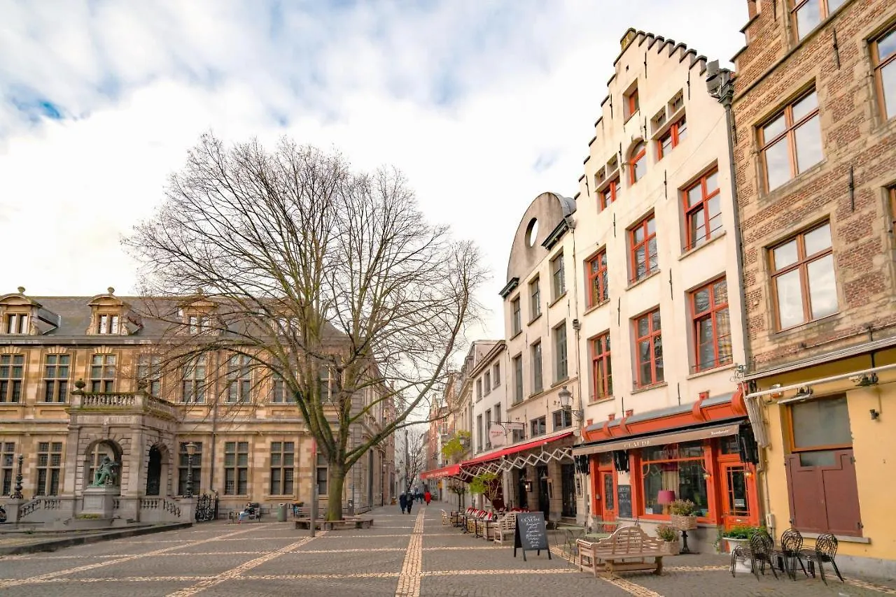 The Hendrik House In Old Town Antwerp Apartment